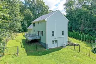 1 Wildwood Rd, Vernon, CT 06066 - Photo 5
