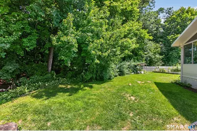 20 Woodrow Avenue, Norwich, CT 06360 - Photo 7