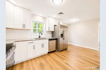 38 Fairfield Drive, Windsor Locks, CT 06096 - Photo 5
