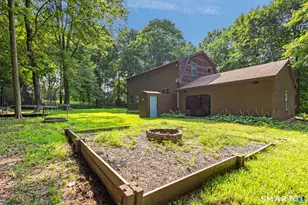 4 Railroad Ave, Plainfield, CT 06374 - Photo 21