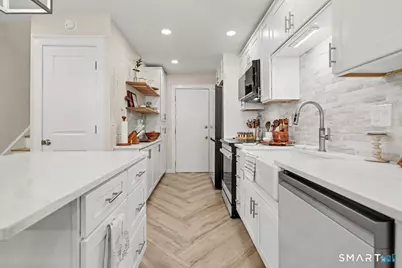 181 West Walk #181, West Haven, CT 06516 - Photo 15