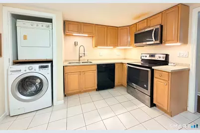 183 Sugar Street #A, Newtown, CT 06470 - Photo 7