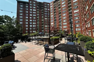 52 Forest St, Stamford, CT 06901 - Photo 21