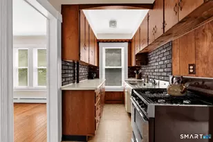 108 Pleasant St, Torrington, CT 06790 - Photo 9