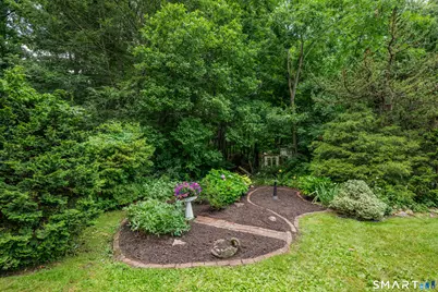 108 Pleasant Street, Torrington, CT 06790 - Photo 5