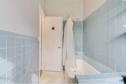 183 Sugar Street #B, Newtown, CT 06470 - Photo 7