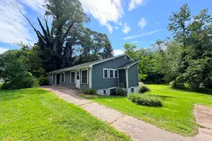 183 Sugar St, Newtown, CT 06470 - Photo 9