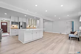 45 Woodridge Cir, Trumbull, CT 06611 - Photo 7