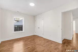 92 Lincoln Ave, Bridgeport, CT 06606 - Photo 19