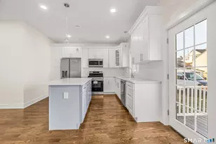 92 Lincoln Ave, Bridgeport, CT 06606 - Photo 11