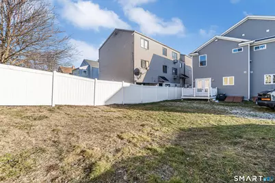 92 Lincoln Avenue, Bridgeport, CT 06606 - Photo 25