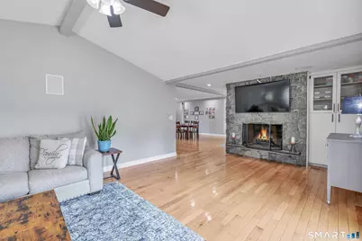 6 Norwood Terrace, Trumbull, CT 06611 - Photo 9