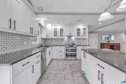 6 Norwood Terrace, Trumbull, CT 06611 - Photo 17