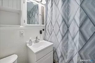 72 W Broad St, Stamford, CT 06902 - Photo 25