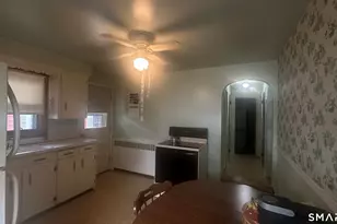 54 Paramount Ave, Hamden, CT 06517 - Photo 3