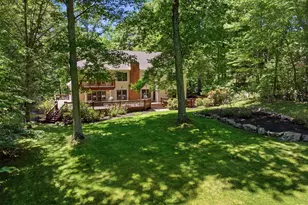 39 Powder Horn Hill Rd, Wilton, CT 06897 - Photo 17