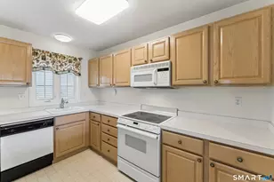 73 Forest Rd, Milford, CT 06461 - Photo 5