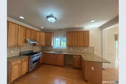 15 Tavern Rock Road, Stratford, CT 06614 - Photo 17