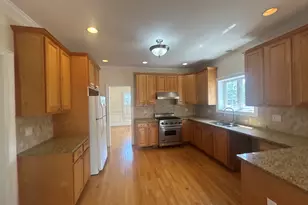 15 Tavern Rock Rd, Stratford, CT 06614 - Photo 15
