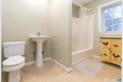 8 Oak Tree Lane, Lyme, CT 06371 - Photo 11
