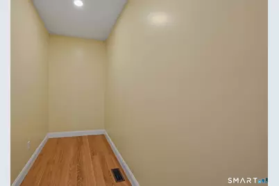 290 Gardner Street, Manchester, CT 06040 - Photo 17