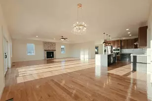 290 Gardner St, Manchester, CT 06040 - Photo 9