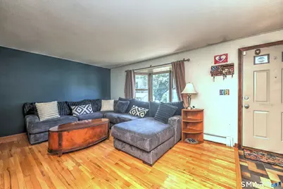160 Tanglewood Drive, Hamden, CT 06518 - Photo 3