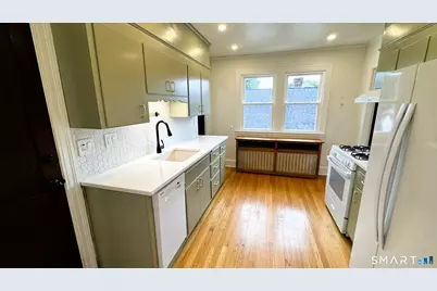 36 Somerset Street, West Hartford, CT 06110 - Photo 9