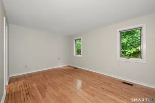 453 E Putnam Ave, Greenwich, CT 06807 - Photo 11