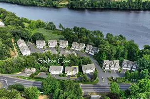 560 River Rd, Shelton, CT 06484 - Photo 37