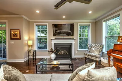 560 River Road #33, Shelton, CT 06484 - Photo 5