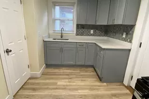 98 Wolcott St, Waterbury, CT 06705 - Photo 7