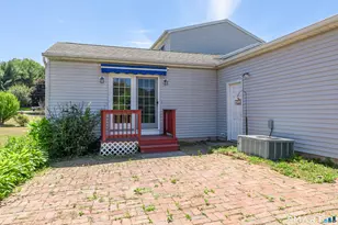 23 Sara Cir, North Haven, CT 06473 - Photo 3