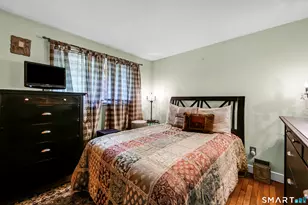 437 W Wolcott Ave, Windsor, CT 06095 - Photo 17