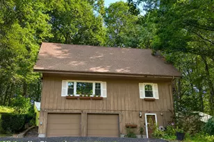 112 Ambler Rd, Bristol, CT 06010 - Photo 3