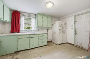 57 Marguerite Ave, Bloomfield, CT 06002 - Photo 7