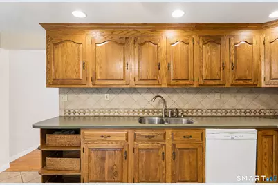 28 Andrew Drive, Shelton, CT 06484 - Photo 9