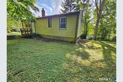 66 Chesterfield Avenue, Wolcott, CT 06716 - Photo 5