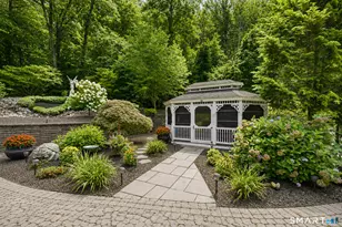 152 Williamsburg Dr, Southington, CT 06489 - Photo 9
