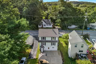 285 Niantic River Rd, Waterford, CT 06385 - Photo 35