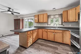 21 Applewood Ln, Naugatuck, CT 06770 - Photo 13