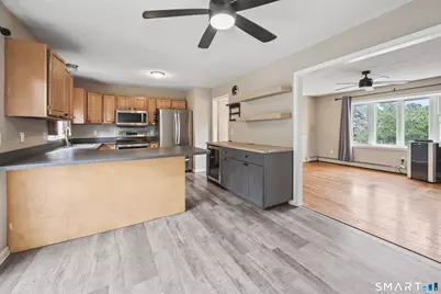 21 Applewood Lane, Naugatuck, CT 06770 - Photo 9