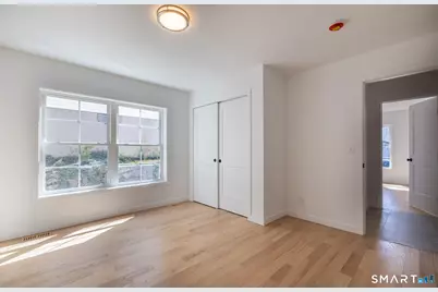 330 Pleasantview Avenue #First Floor, Bridgeport, CT 06606 - Photo 13