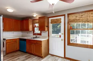 21 White Tail Ln, Wallingford, CT 06492 - Photo 7