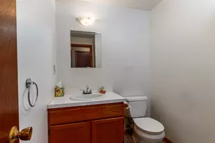 21 White Tail Ln, Wallingford, CT 06492 - Photo 11