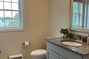70 Lakeside Ave, Middletown, CT 06457 - Photo 9