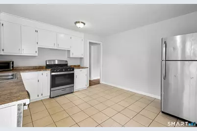 106 Clark Street, Bridgeport, CT 06606 - Photo 17
