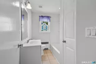 106 Clark St, Bridgeport, CT 06606 - Photo 15