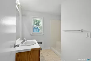 106 Clark St, Bridgeport, CT 06606 - Photo 25