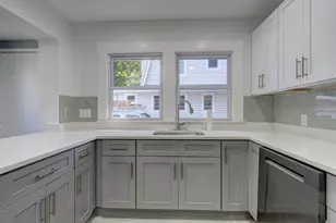 16 Shoreham Rd, New Haven, CT 06512 - Photo 17